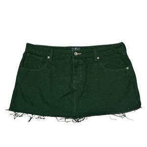 Dairy Boy size 31 mini skirt like new